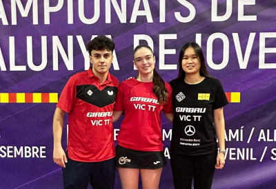 Biel Rodriguez i Martina Sans, amb Noa Muñoz (entrenadora)