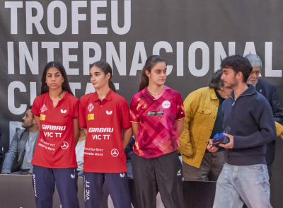 Redoneixament a Camila Moscoso i Irina Gimeno