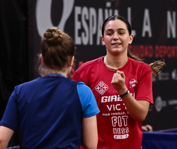 Abril Masdeu, subcampiona d'Espanya de dobles cadet amb Alba Rodríguez. Foto RFETM
