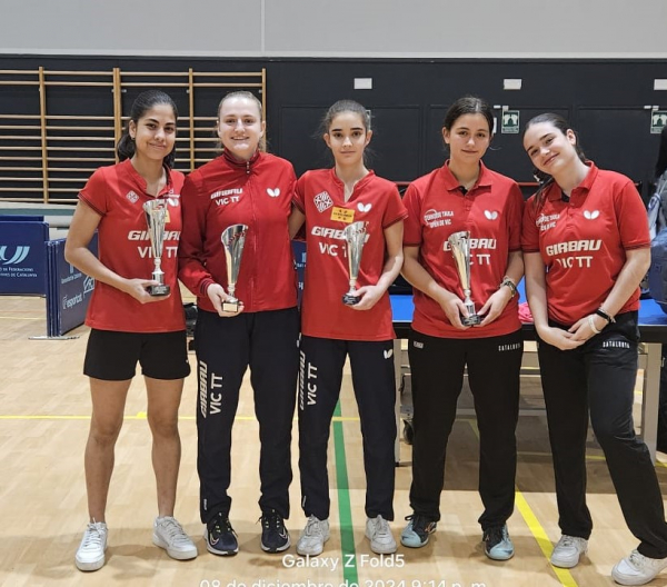 Domini de les jugadores del Girbau Vic en la prova Juvenil del Zonal.