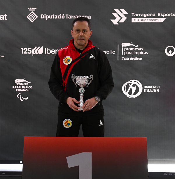 JOAN CUSSÓ, CAMPIÓ ESTATAL VETERANS. FOTO RFETM