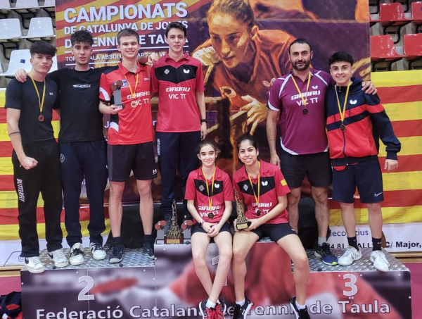 Esportistes del Girbau Vic TT, amb podi al català juvenil.