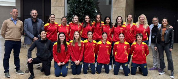 Jugadores de la Selecció Estatal, participants en el curs, a Granada